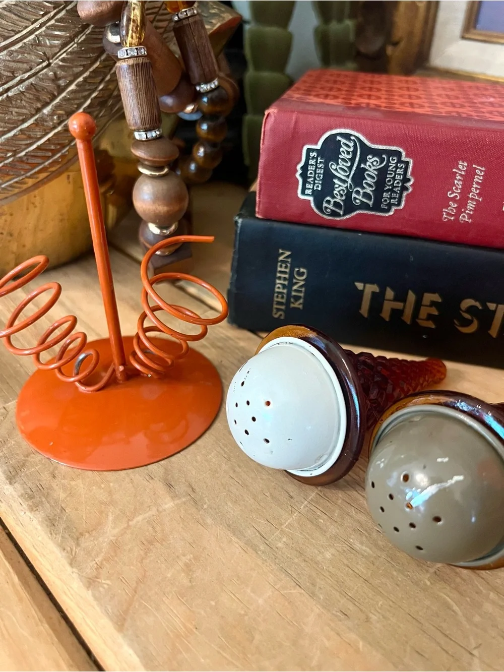 Vintage 1940s 50s Amber Glass ICE CREAM CONE Parlor Salt & Pepper Shakers Set
